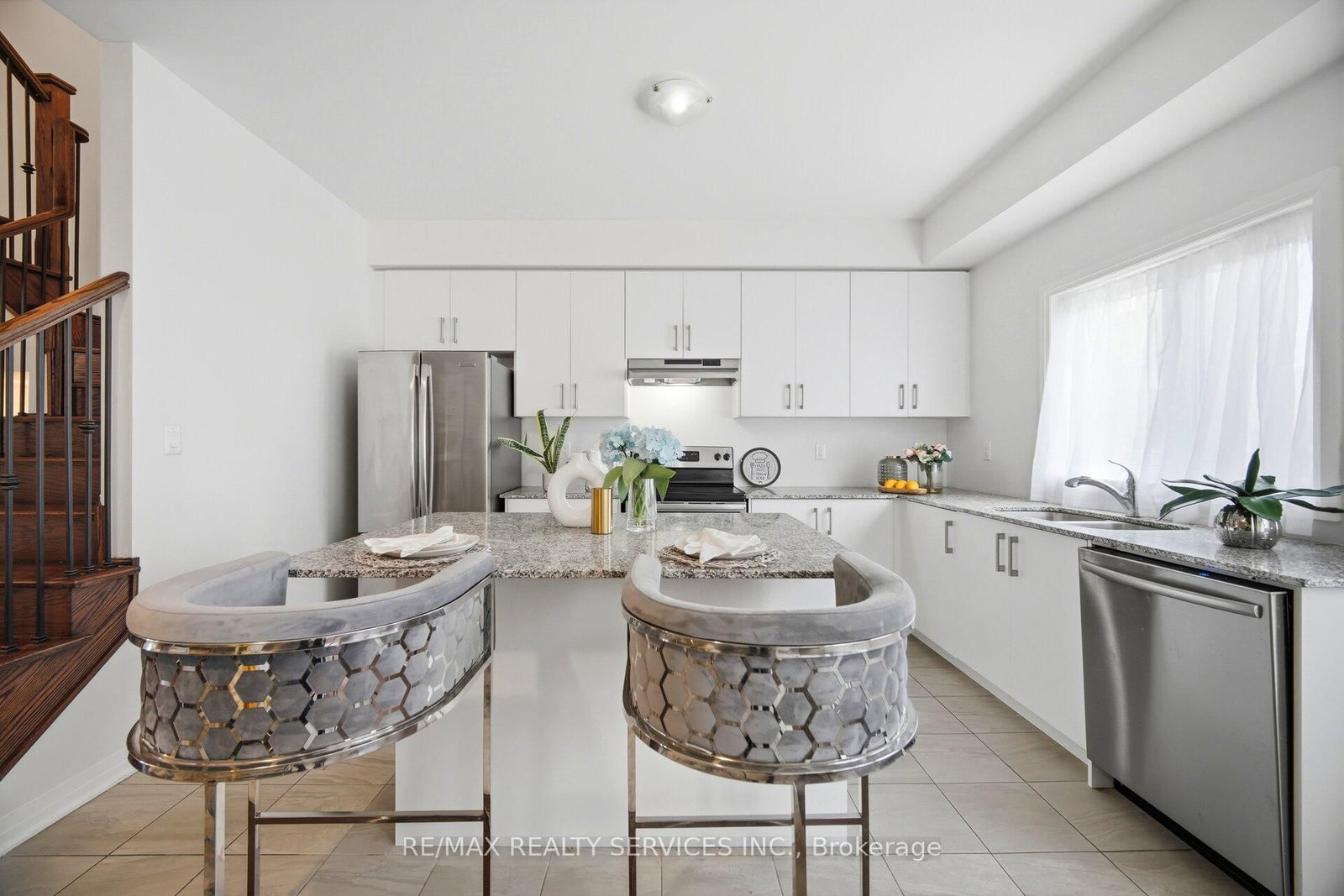 6 Landsborough Street - Photo 10