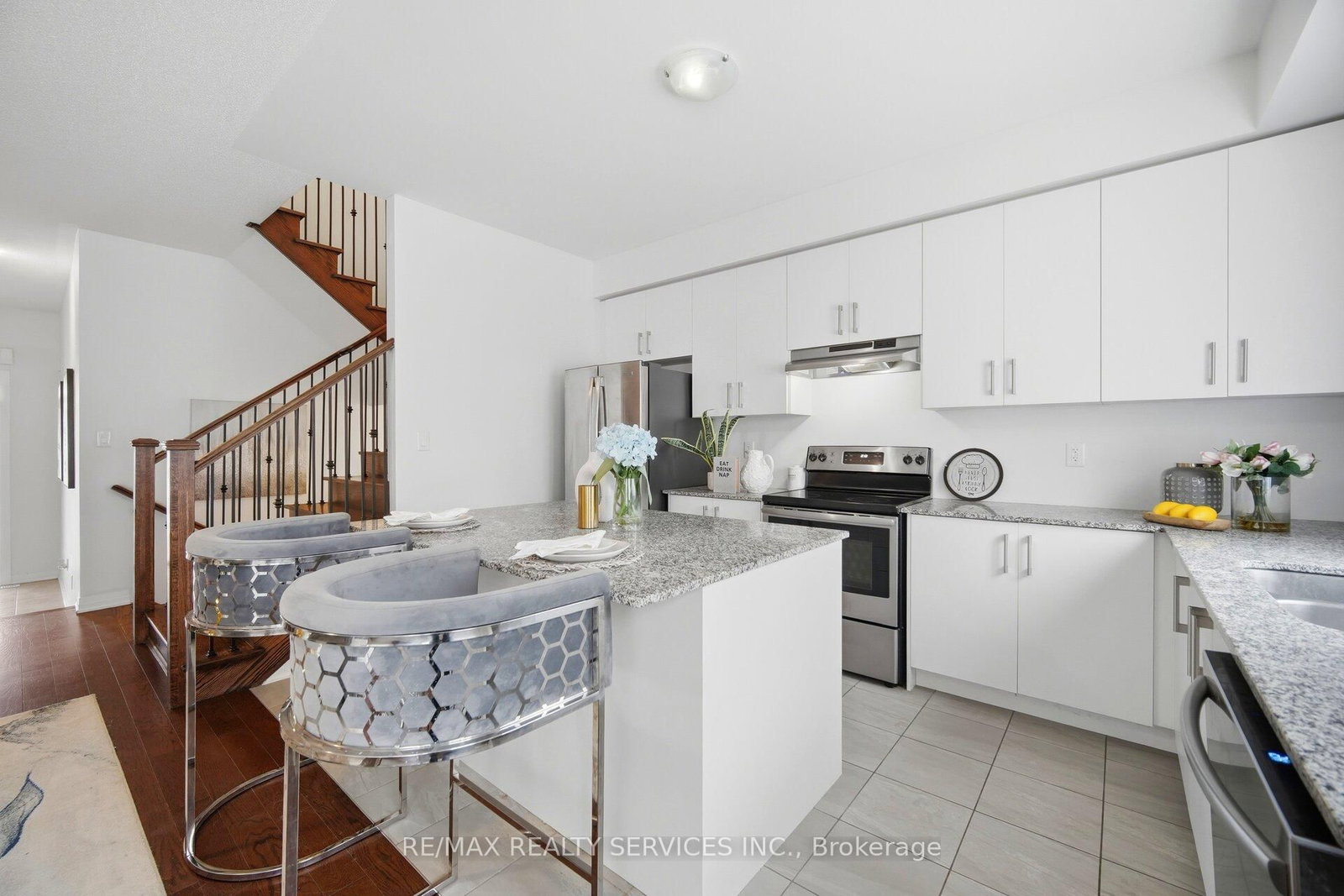 6 Landsborough Street - Photo 11