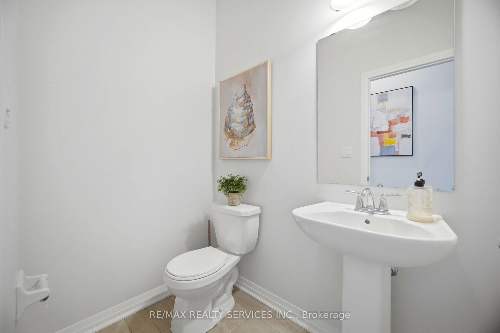 6 Landsborough Street - Photo 14