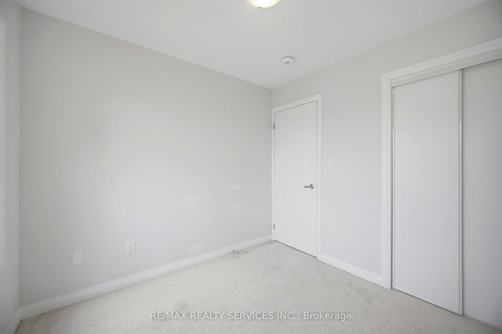 6 Landsborough Street - Photo 25