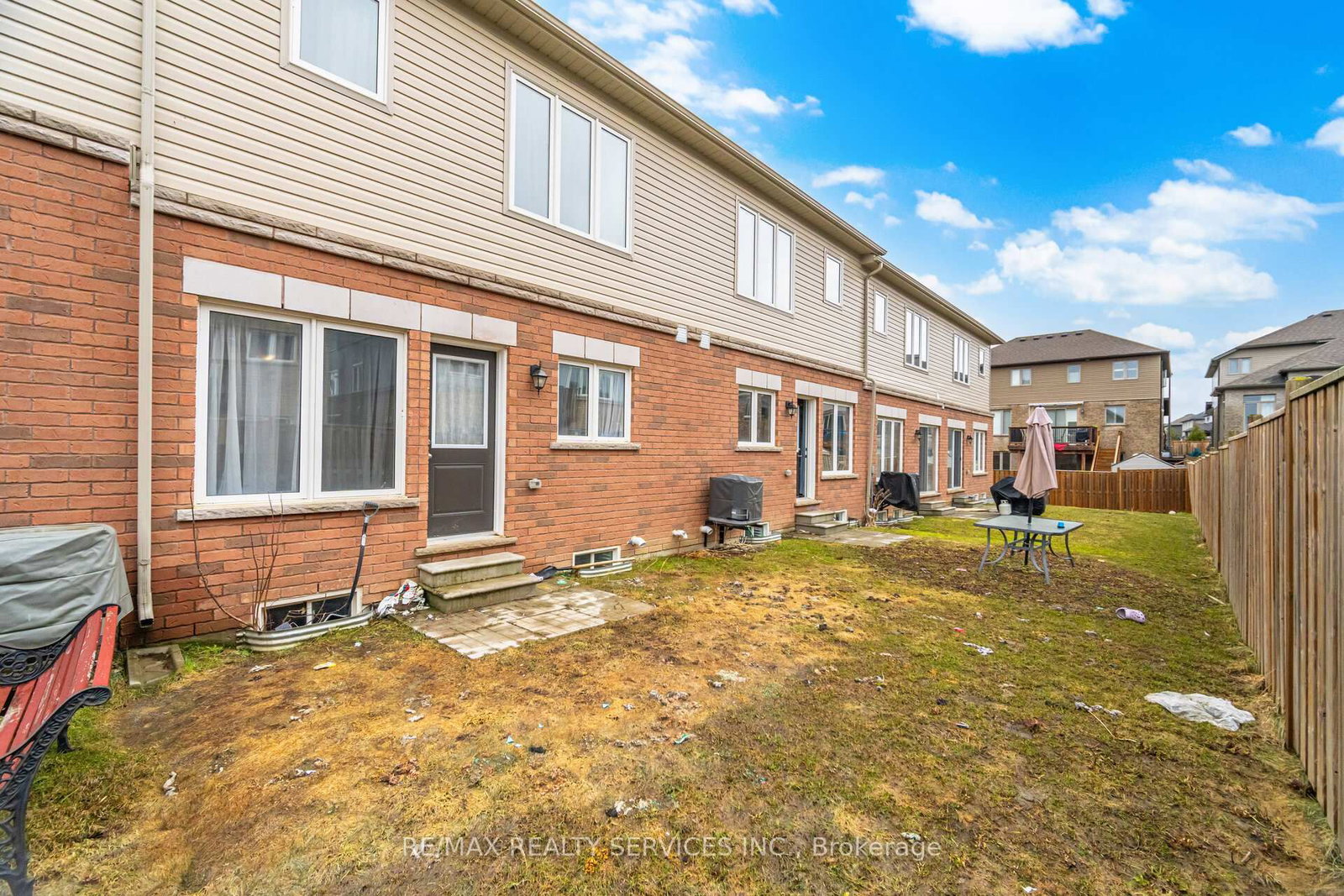 6 Landsborough Street - Photo 30