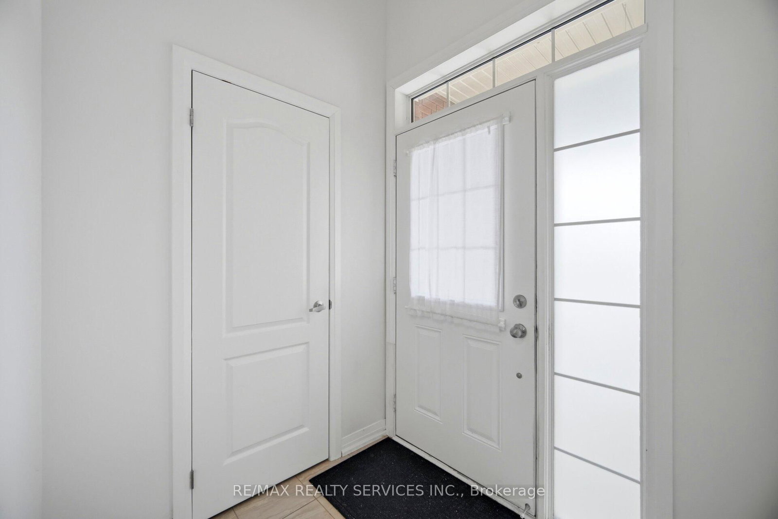 6 Landsborough Street - Photo 7