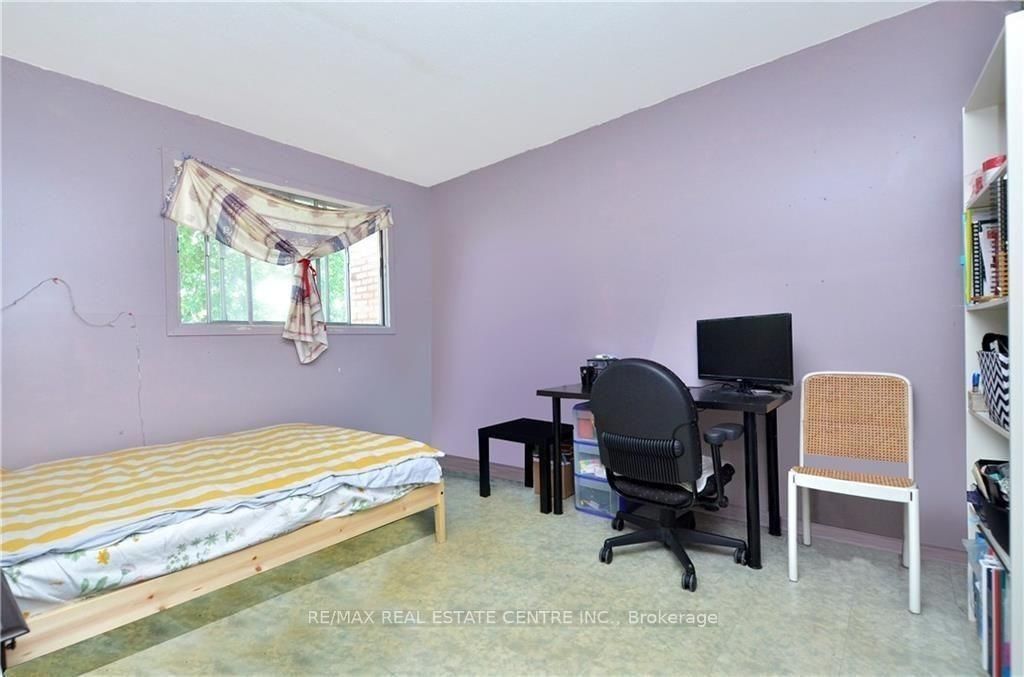 960 Meadowlands Drive - Photo 10