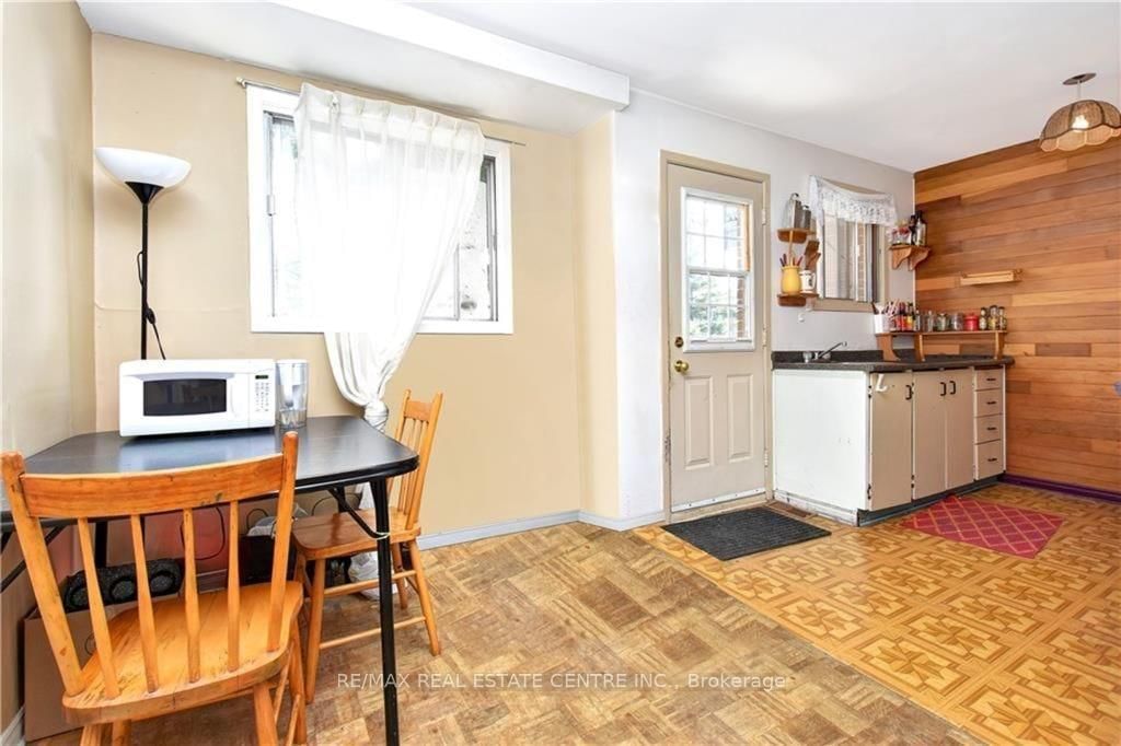 960 Meadowlands Drive - Photo 6