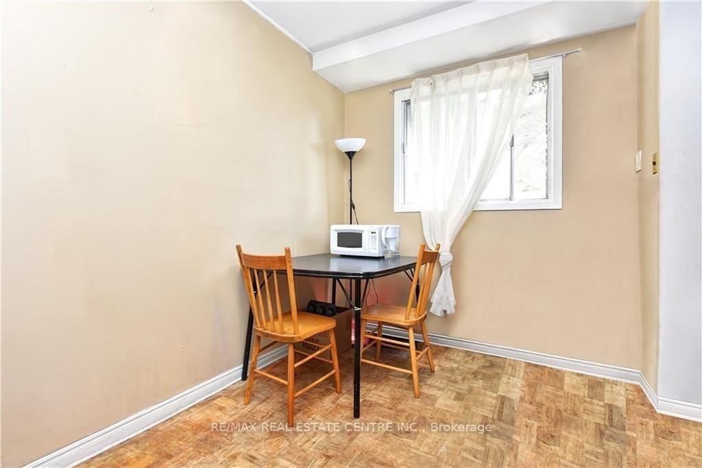 960 Meadowlands Drive - Photo 9