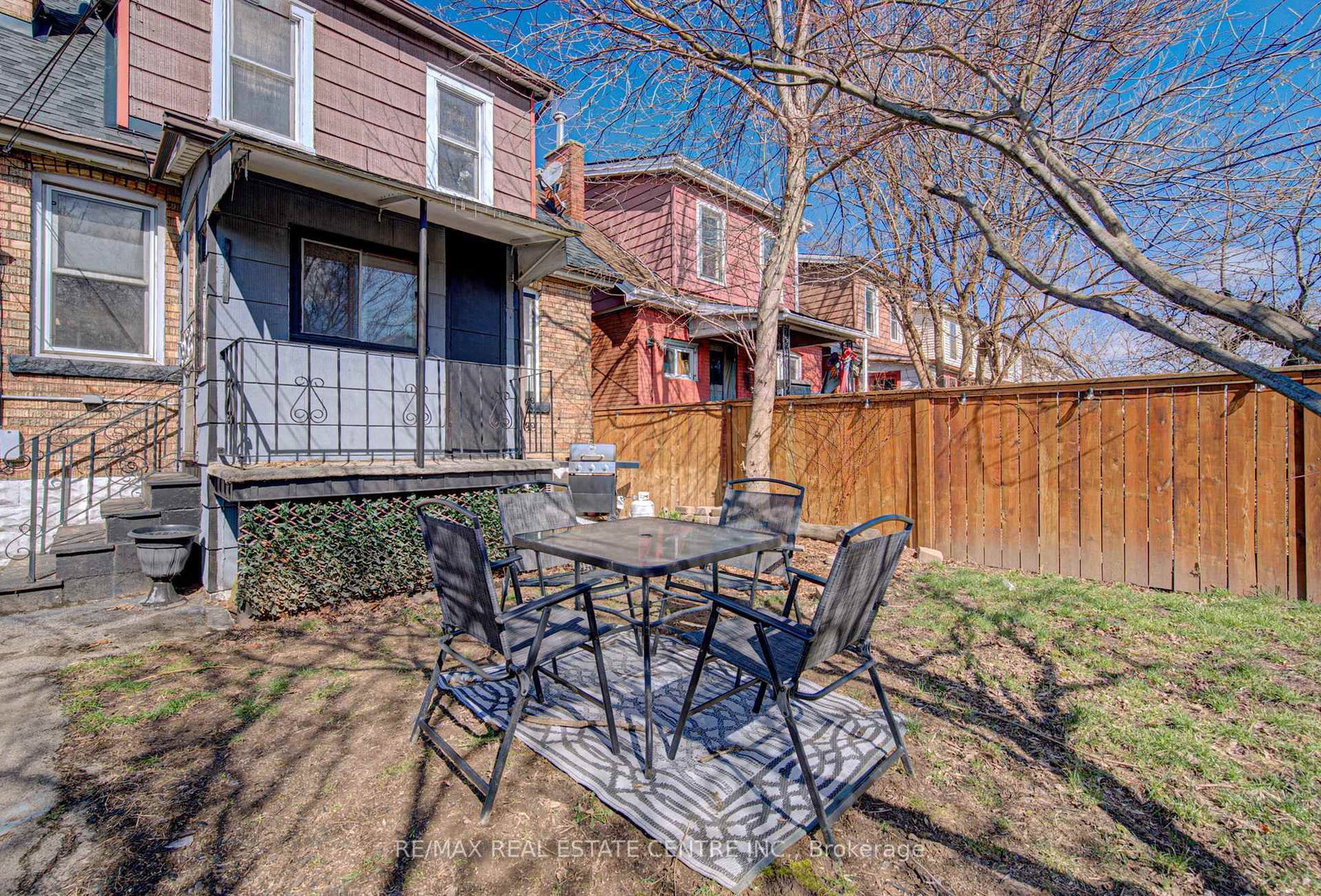 Detached House for sale at 54 Belmont Avenue, Hamilton, Ontario, L8L 7M1 - Crown Point - MLS: X12986516