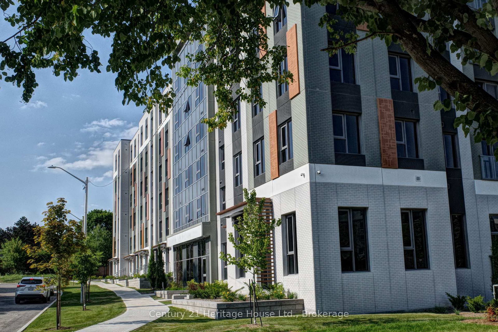 298 Hemlock Street, Unit 305 - Photo 22