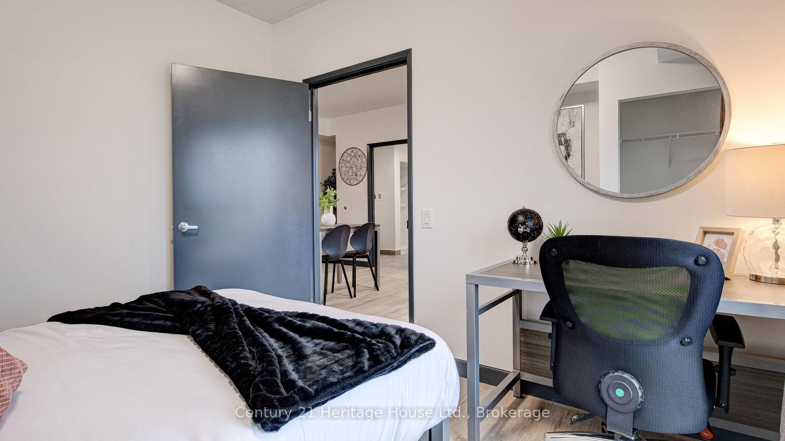 298 Hemlock Street, Unit 305 - Photo 3