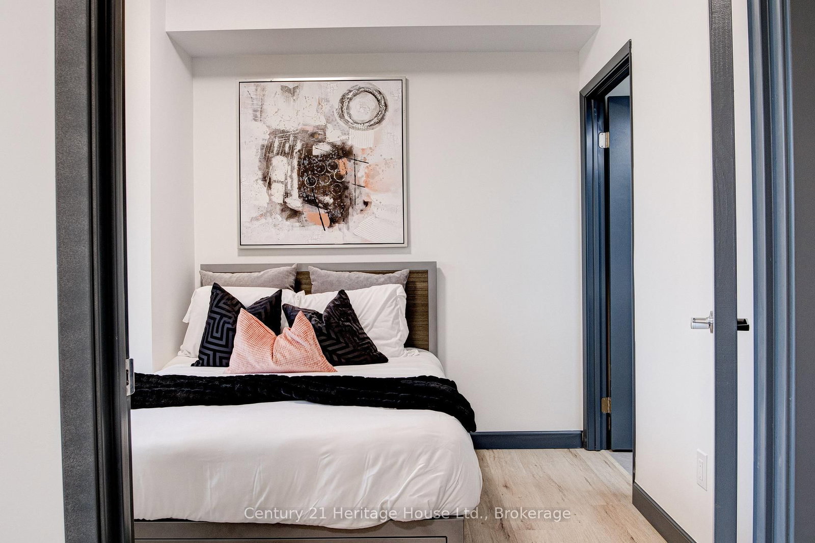 298 Hemlock Street, Unit 305 - Photo 5