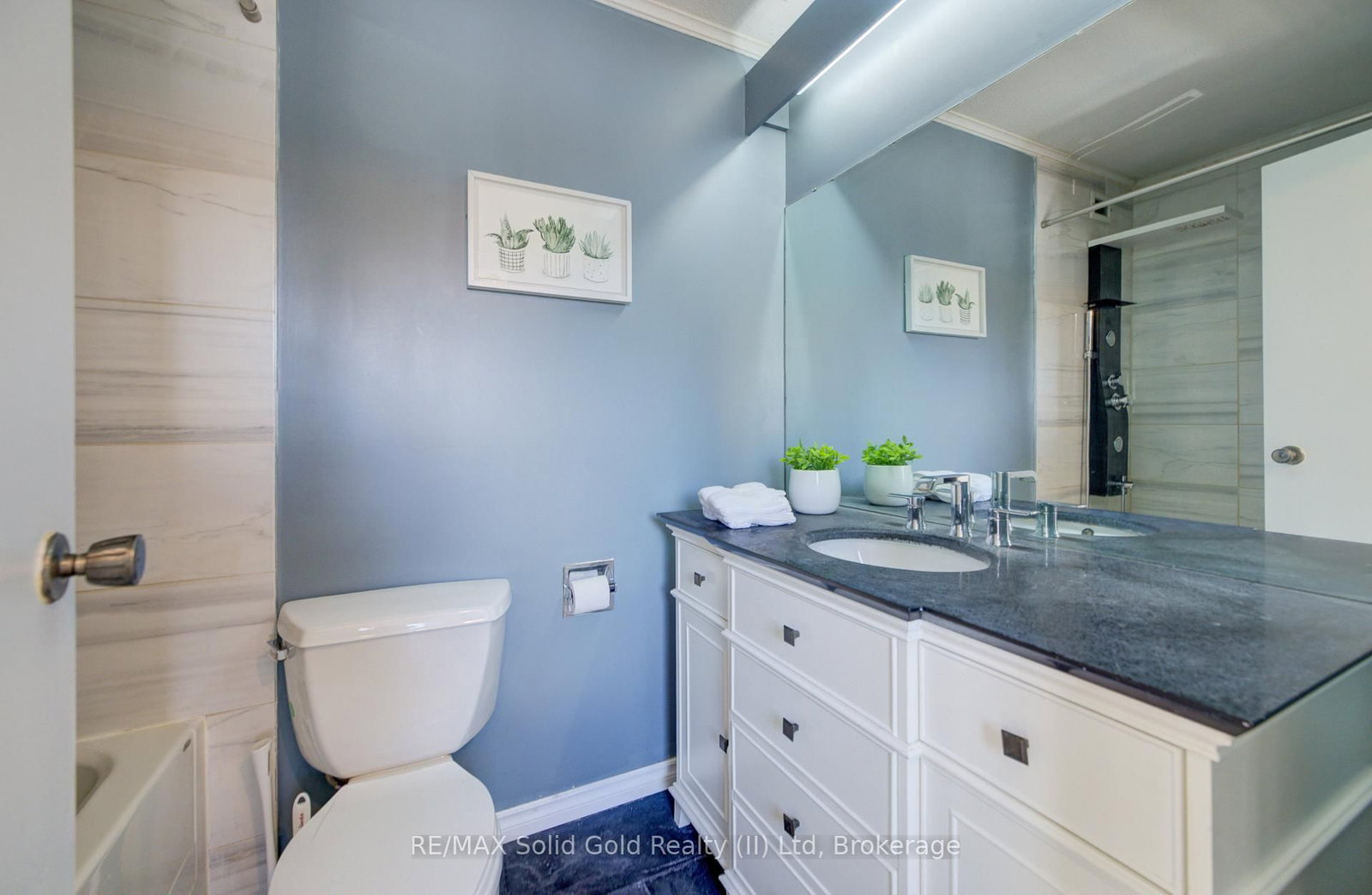 121 University Avenue E, Unit 22 - Photo 13