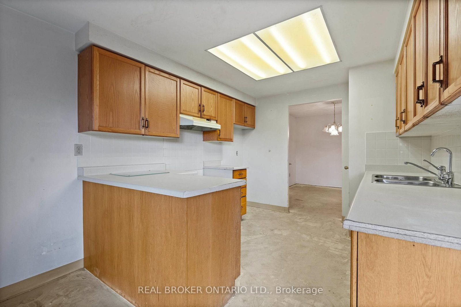 265 Westcourt Place, Unit 101 - Photo 10