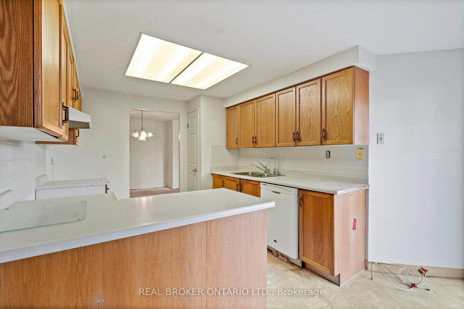 265 Westcourt Place, Unit 101 - Photo 11