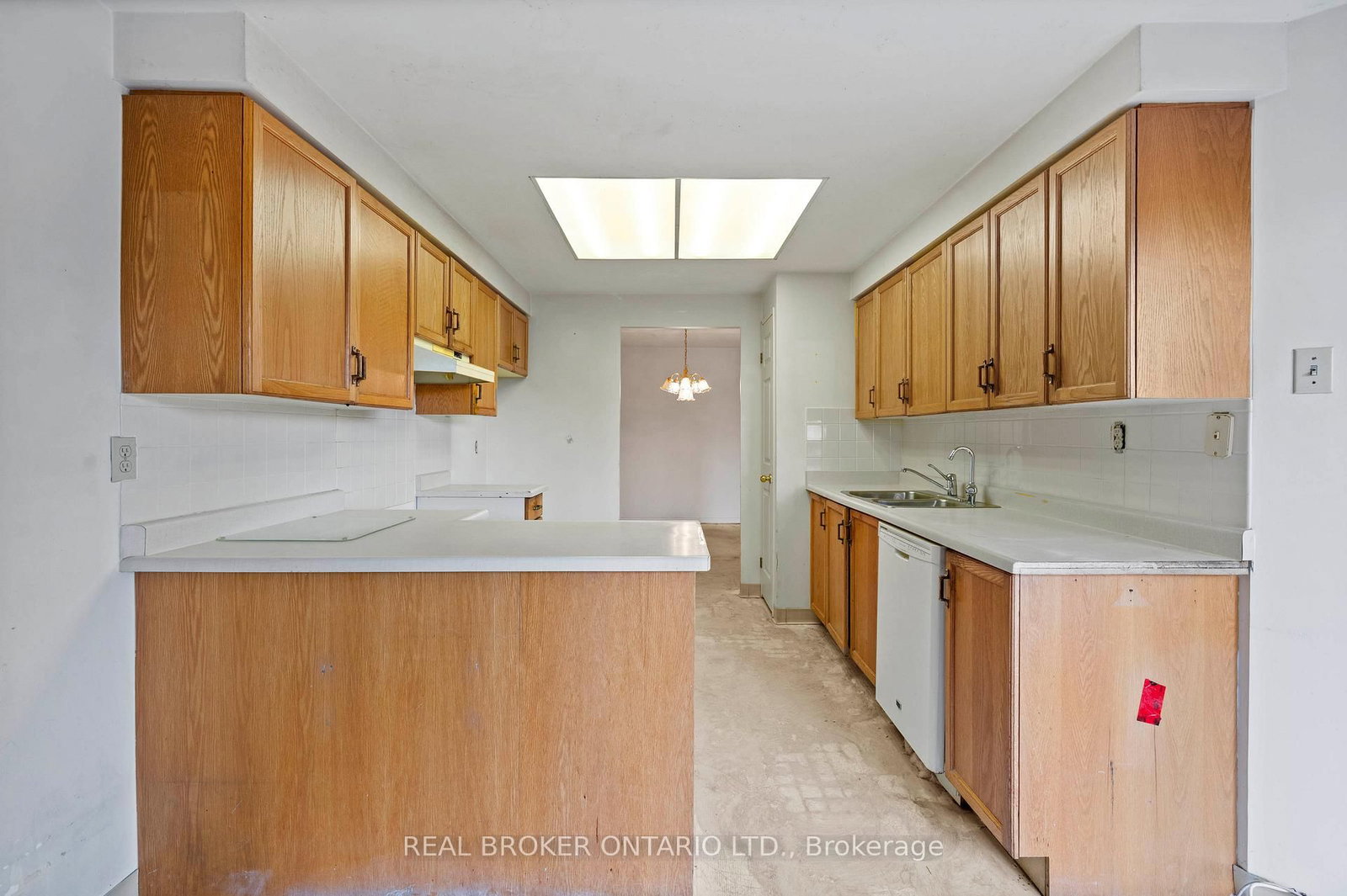 265 Westcourt Place, Unit 101 - Photo 12