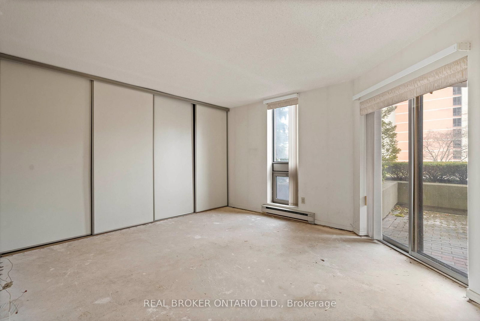 265 Westcourt Place, Unit 101 - Photo 21