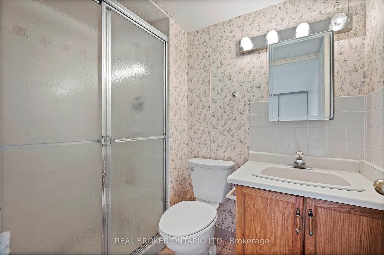 265 Westcourt Place, Unit 101 - Photo 24