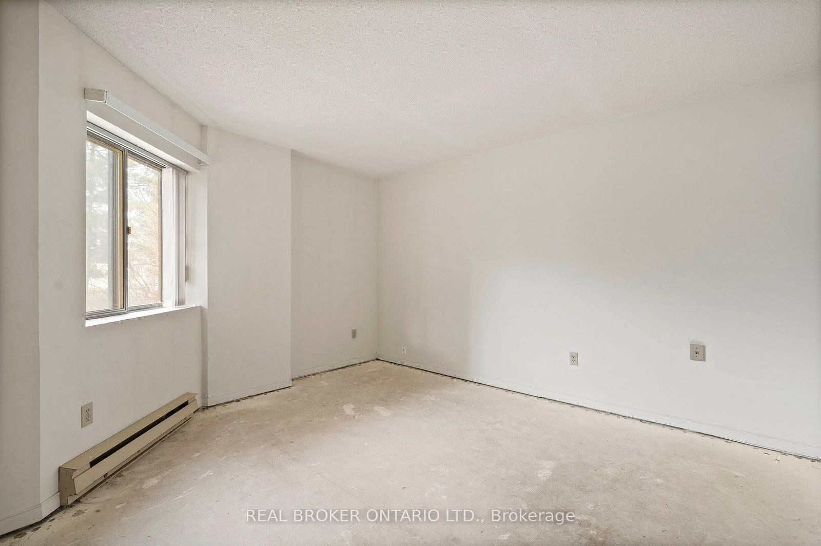 265 Westcourt Place, Unit 101 - Photo 25