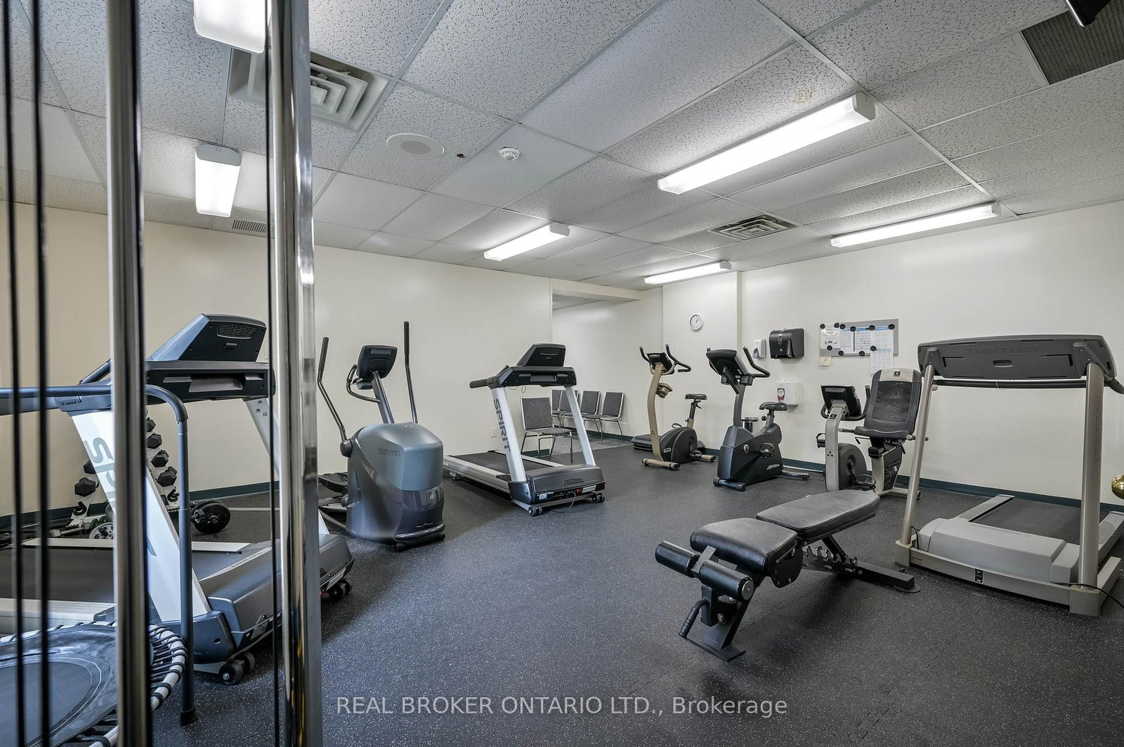 265 Westcourt Place, Unit 101 - Photo 35