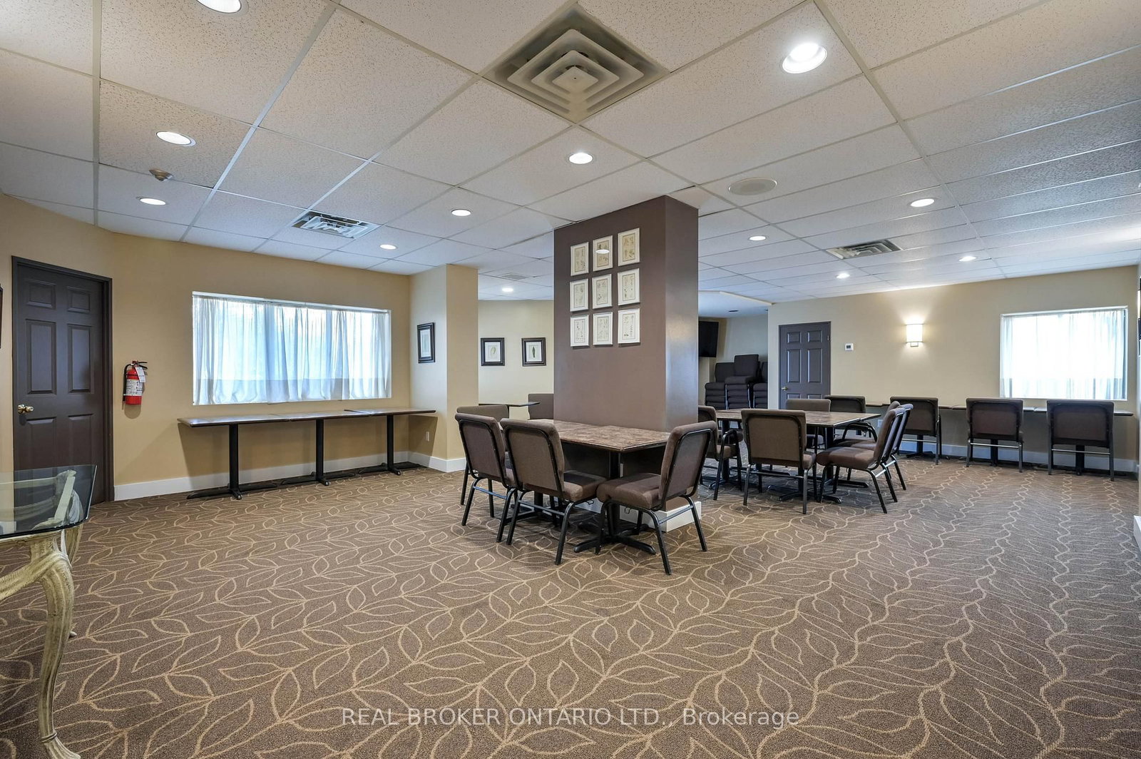 265 Westcourt Place, Unit 101 - Photo 36