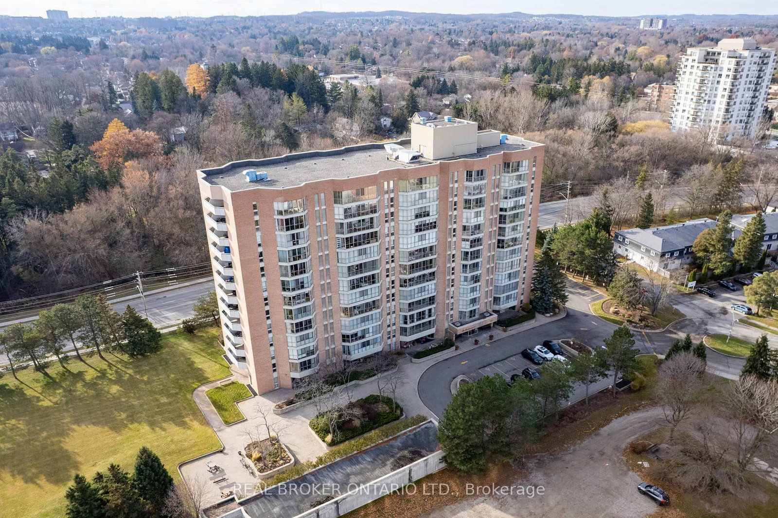 265 Westcourt Place, Unit 101 - Photo 39