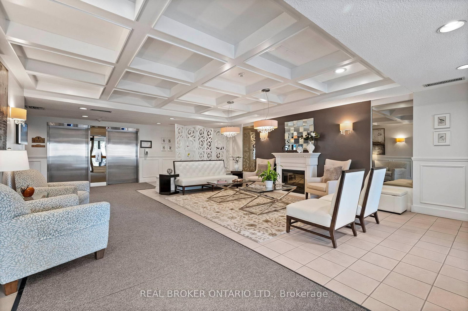 265 Westcourt Place, Unit 101 - Photo 4