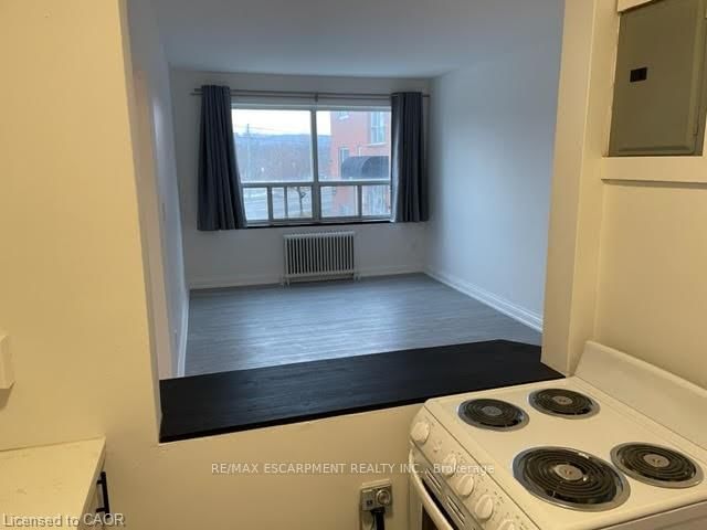 37 MERICOURT Road, Unit 211 - Photo 6