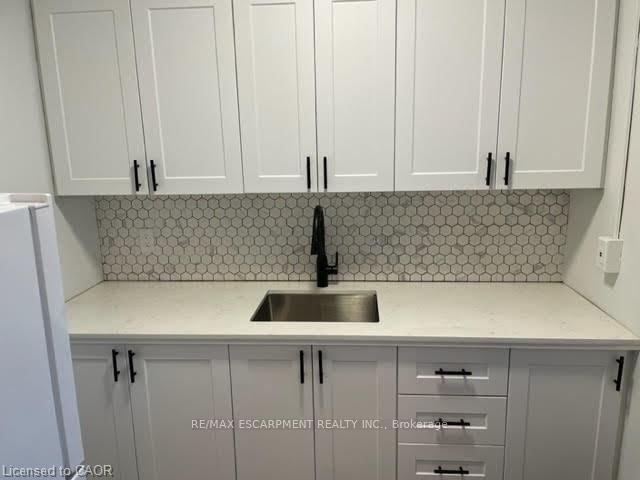 37 MERICOURT Road, Unit 211 - Photo 7