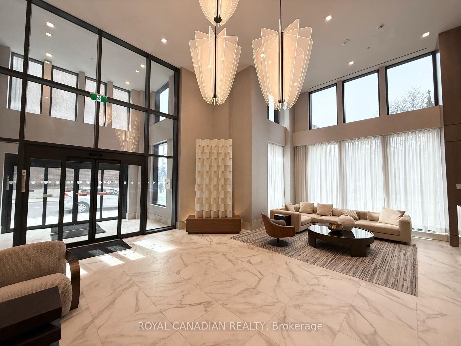 75 James Street S, Unit 418 - Photo 6