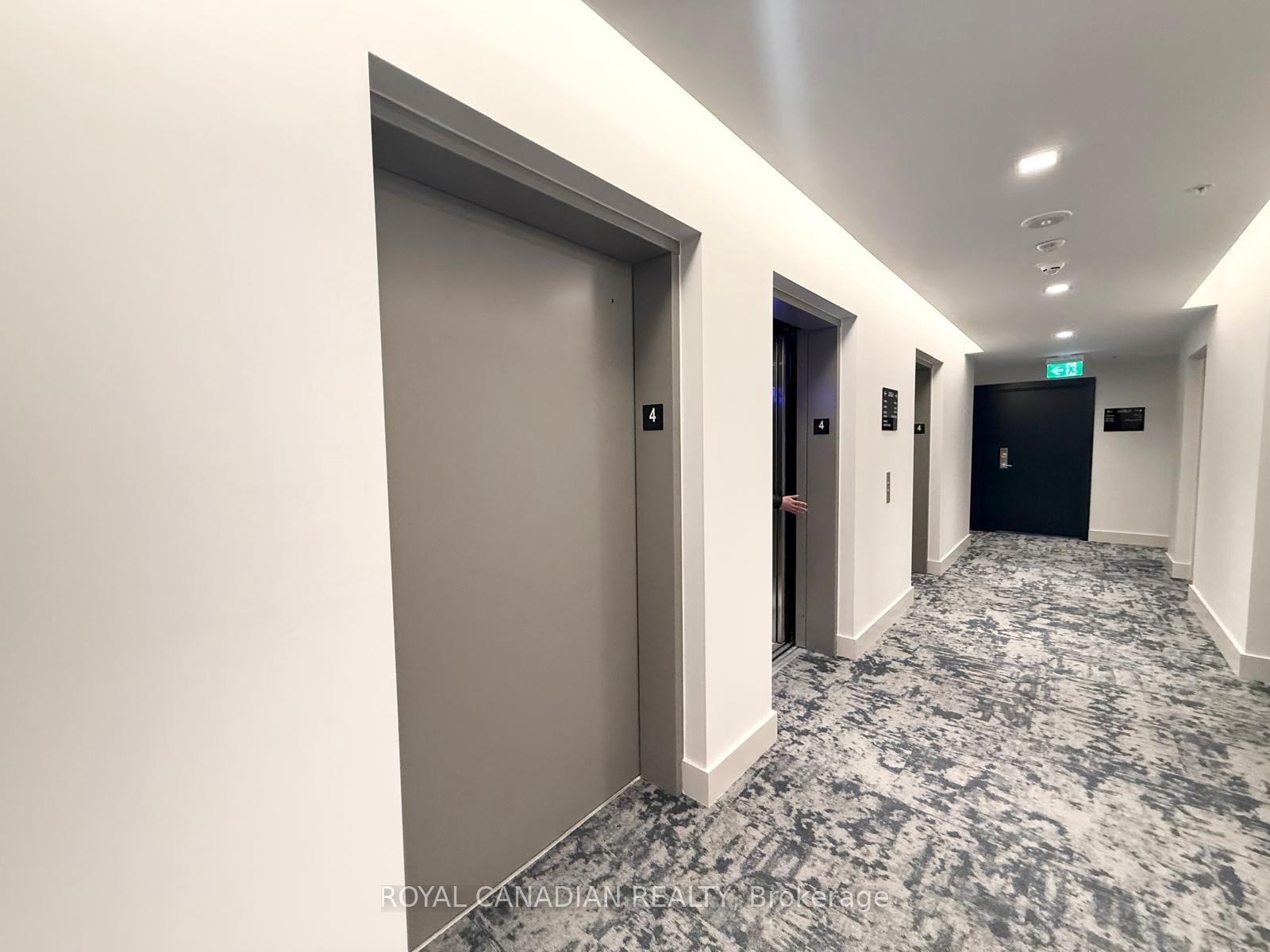 75 James Street S, Unit 418 - Photo 7