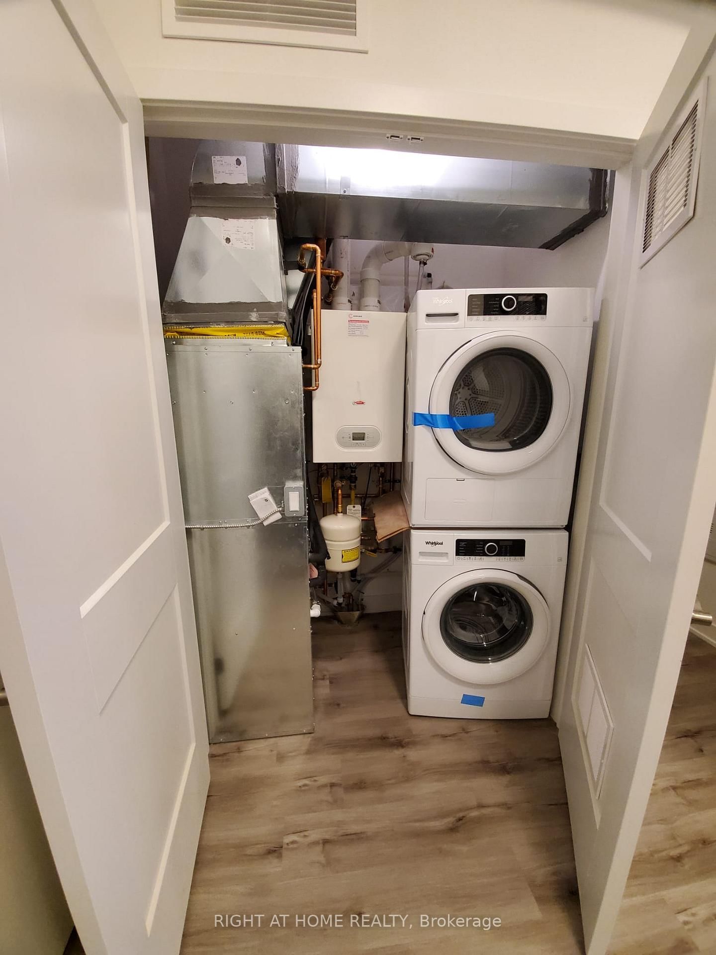 110 Fergus Avenue, Unit 136 - Photo 11