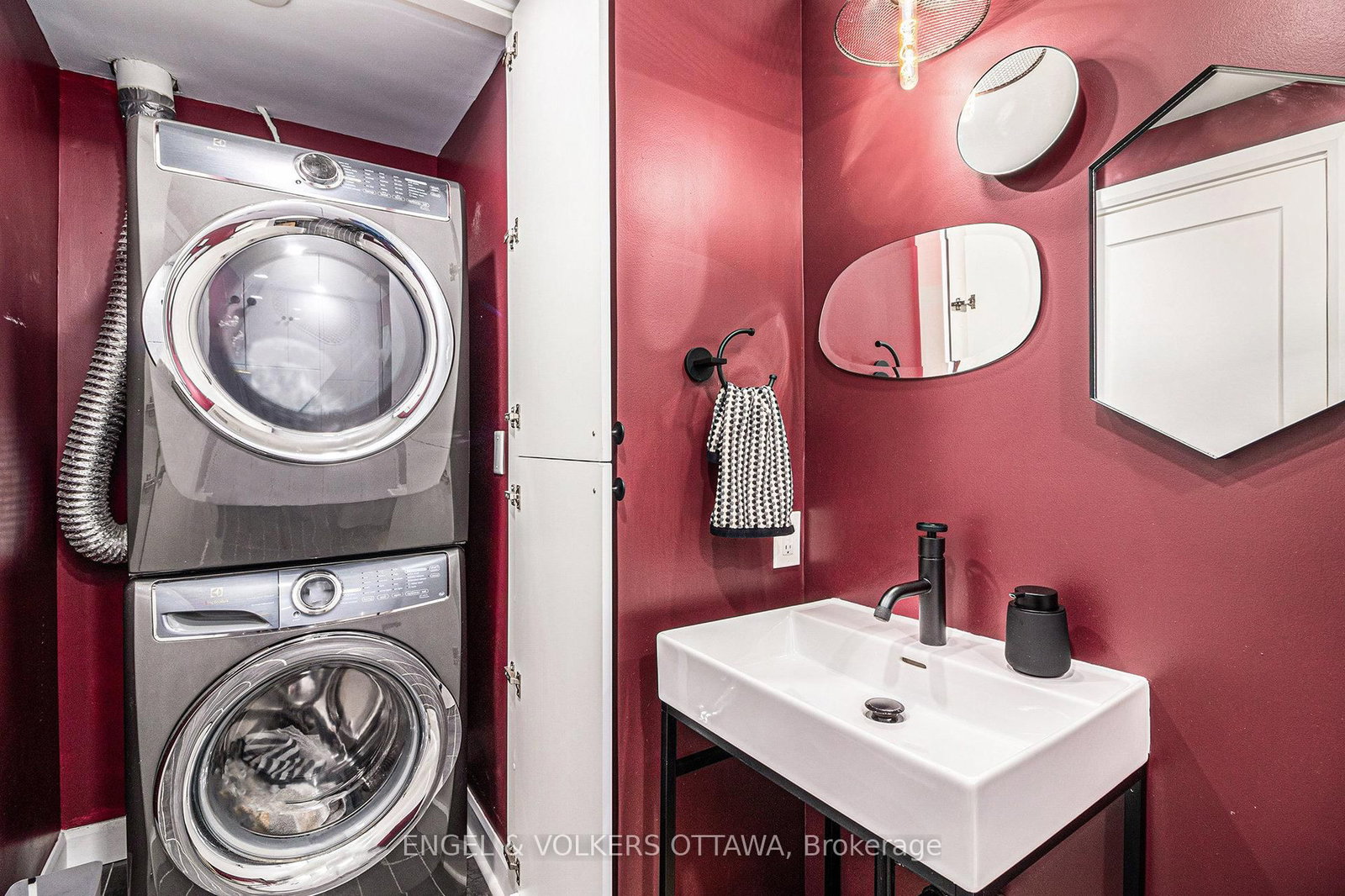 24 Springfield Road, Unit 203 - Photo 21