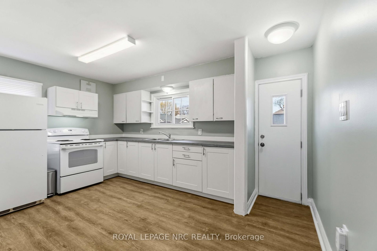 1 Linwood Street - Photo 19