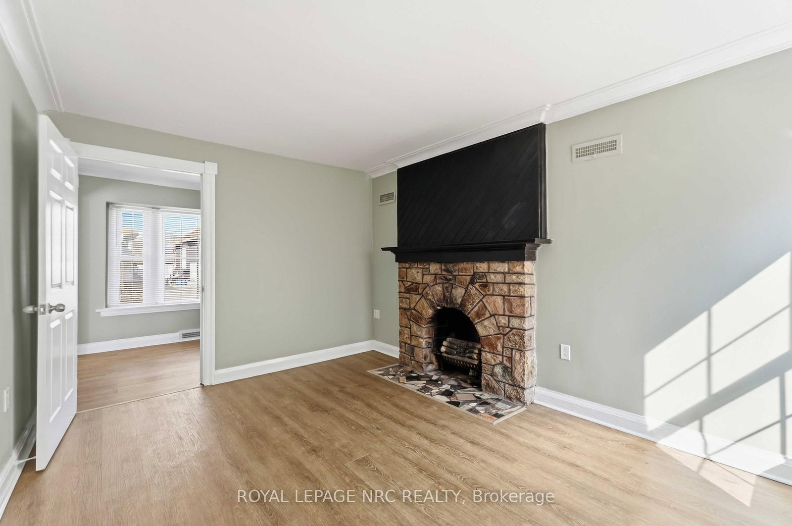 1 Linwood Street - Photo 8