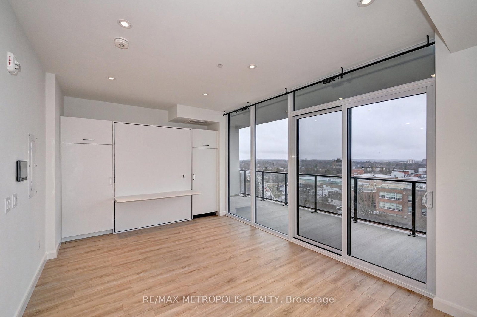 741 KING Street W, Unit 909 - Photo 22