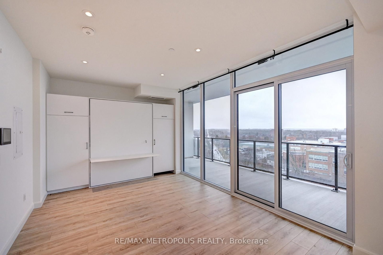 741 KING Street W, Unit 909 - Photo 25