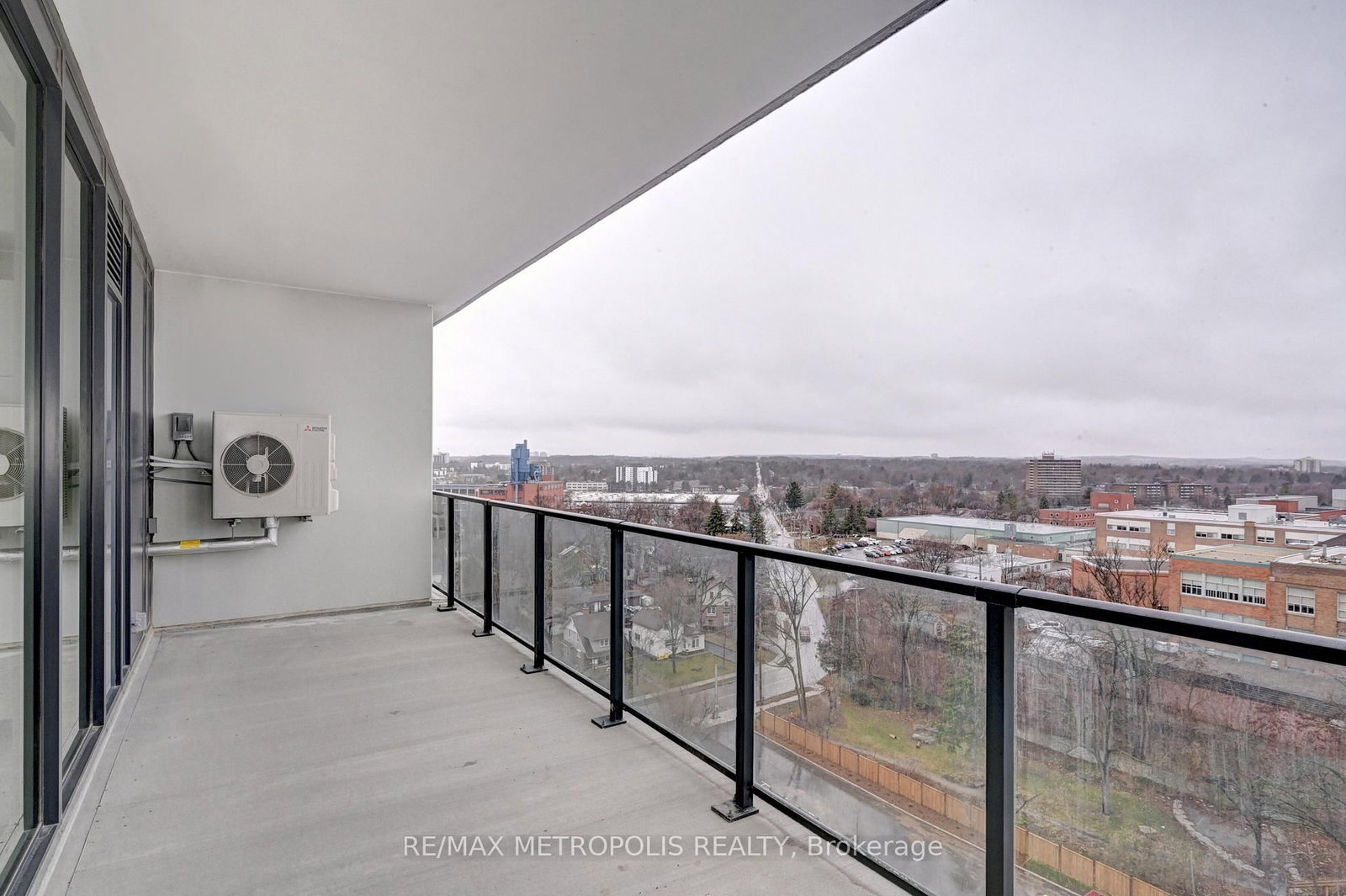 741 KING Street W, Unit 909 - Photo 33