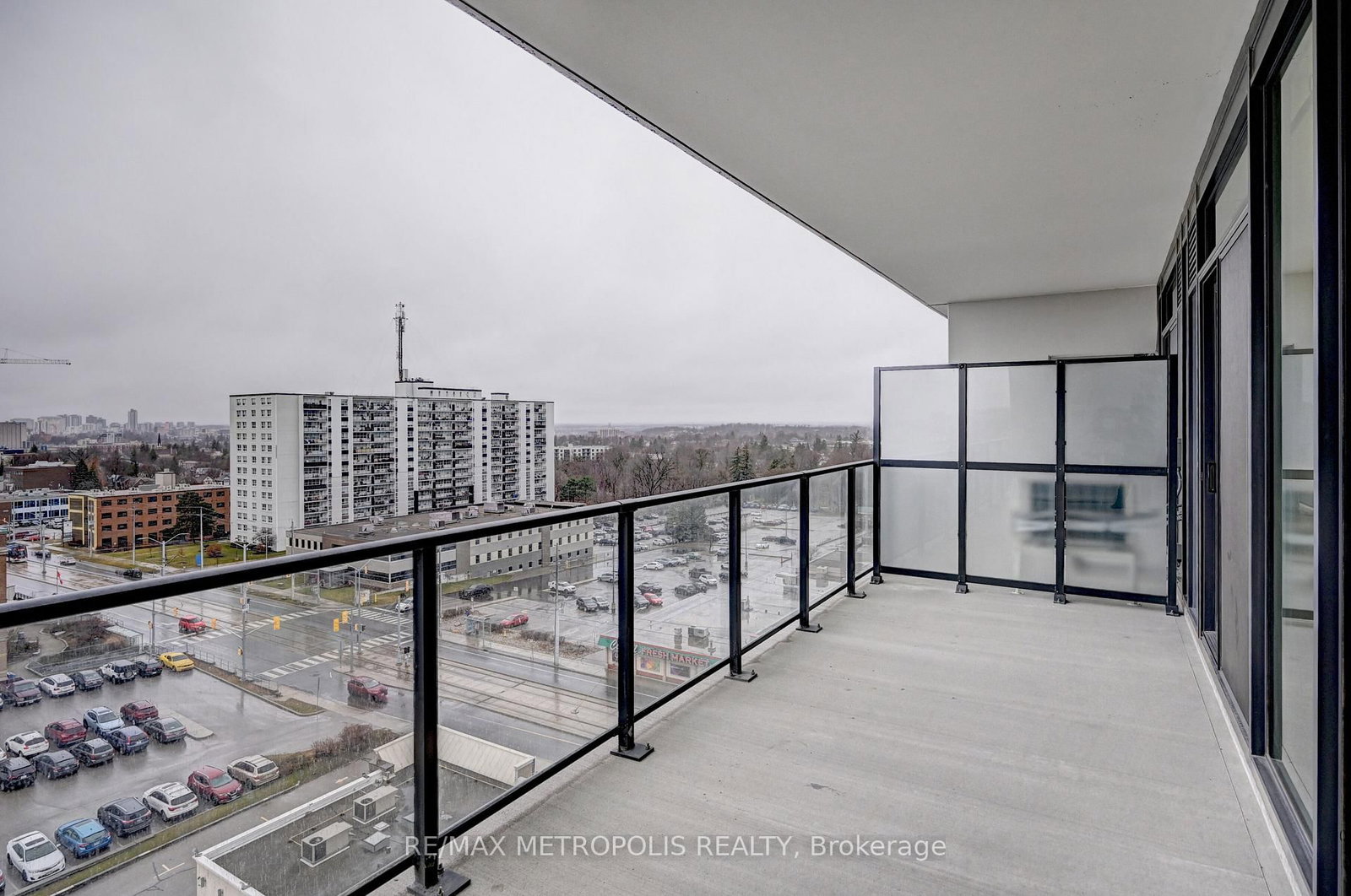 741 KING Street W, Unit 909 - Photo 34