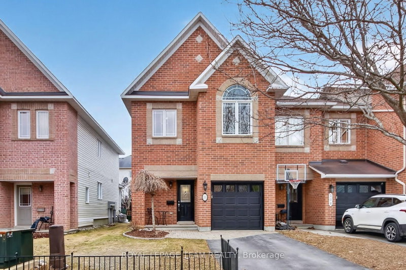 home for sale on 210 Hunterbrook Street N