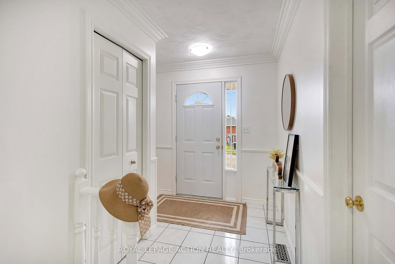 11 - 570 West St, Brantford, N3R 7Y7 | Image 2