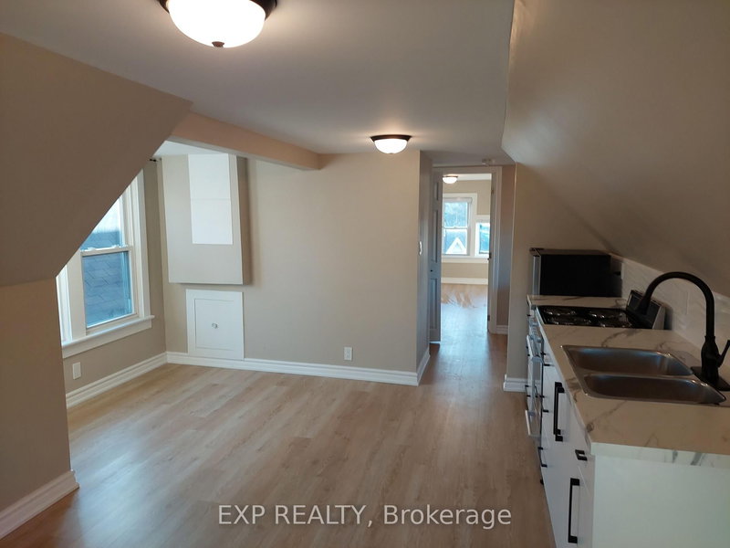 LOFT - 148 Gibson Ave, Hamilton, L8L 6J8 | Image 2