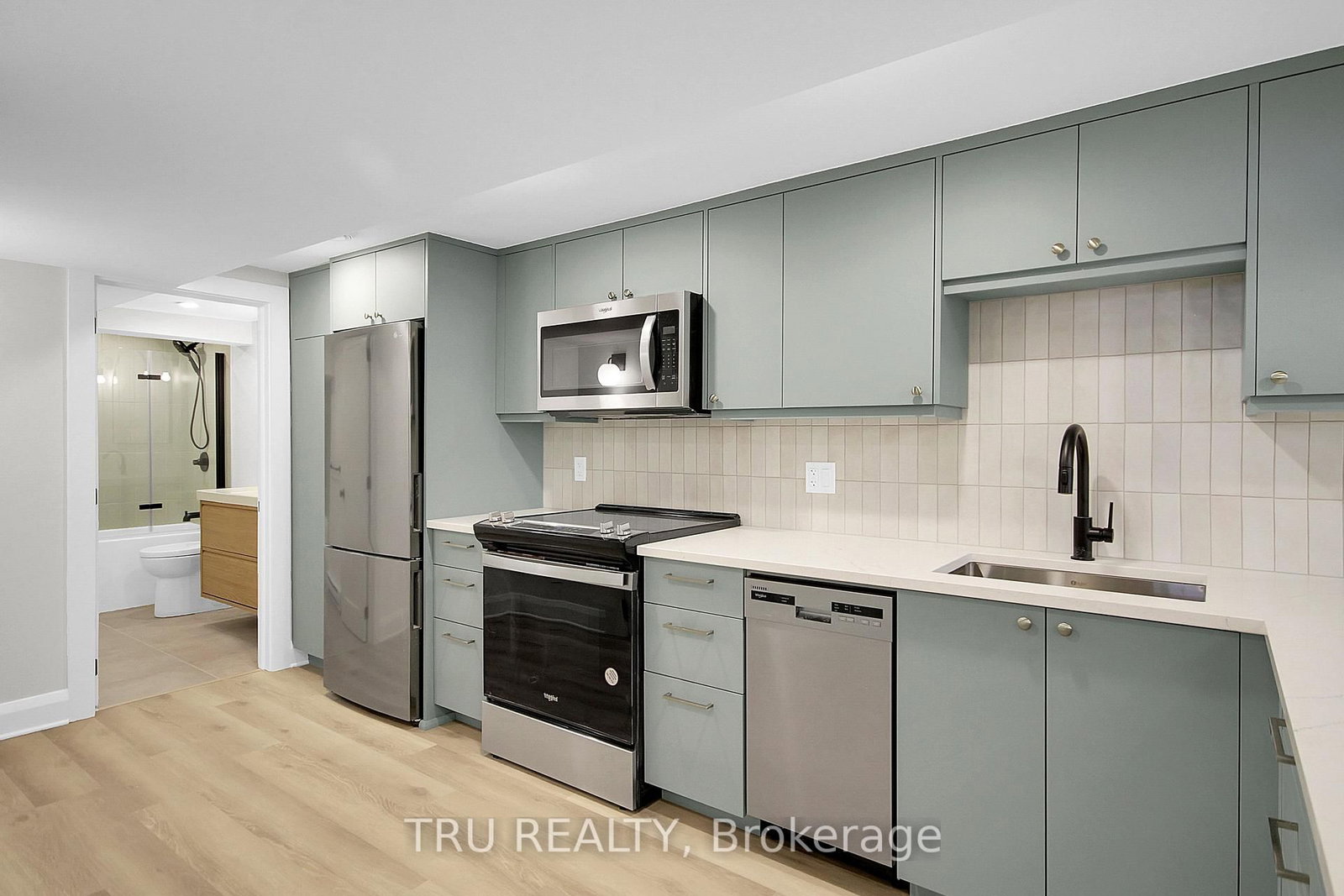 2643 Don Street, Unit B - Photo 6