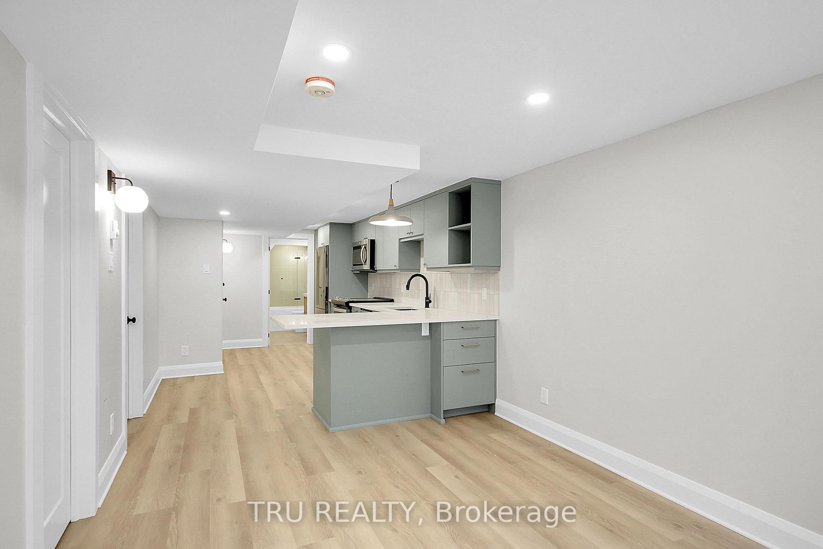 2643 Don Street, Unit B - Photo 8