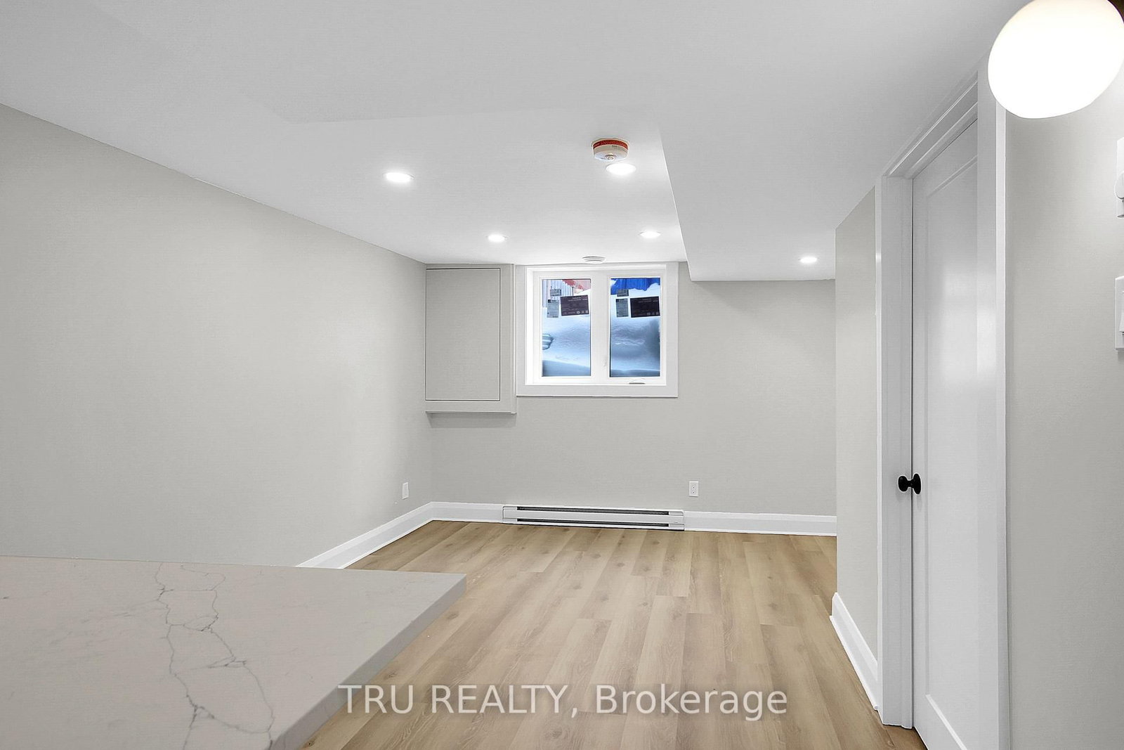 2643 Don Street, Unit B - Photo 9