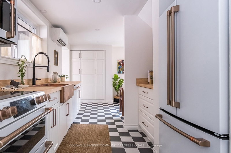 home for sale on 14 Reginald Street