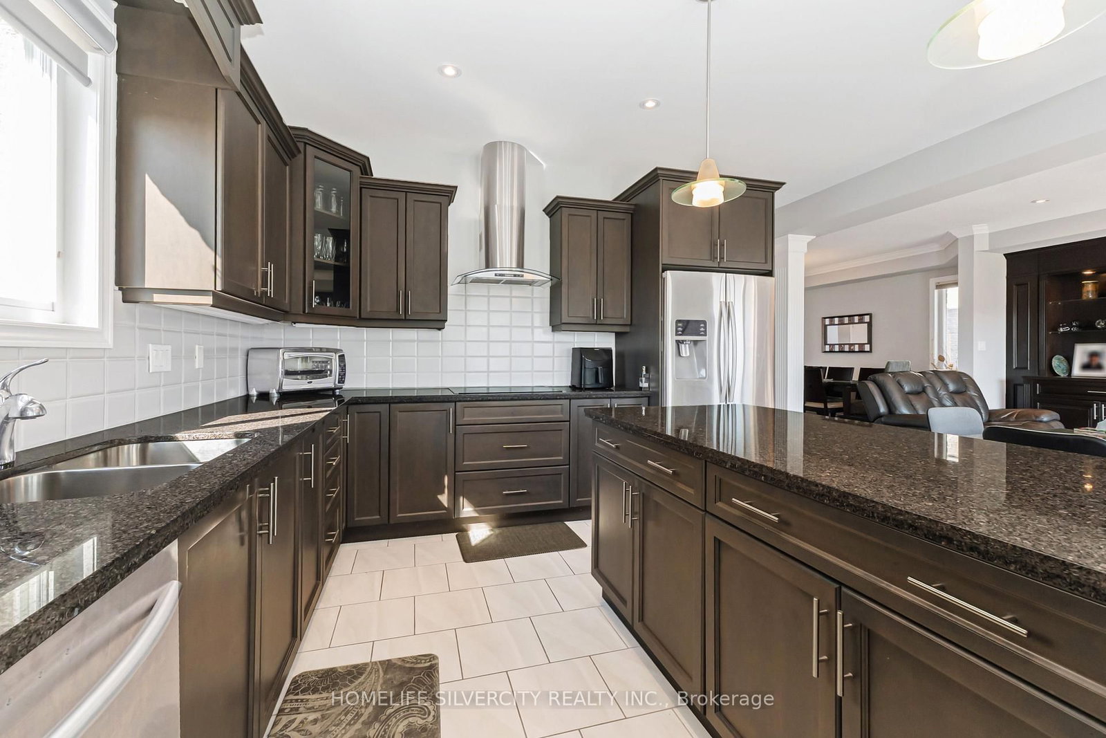 Detached House for sale at 153 Medici Lane, Hamilton, Ontario, L9B 0G7 - Carpenter - MLS: X12987404