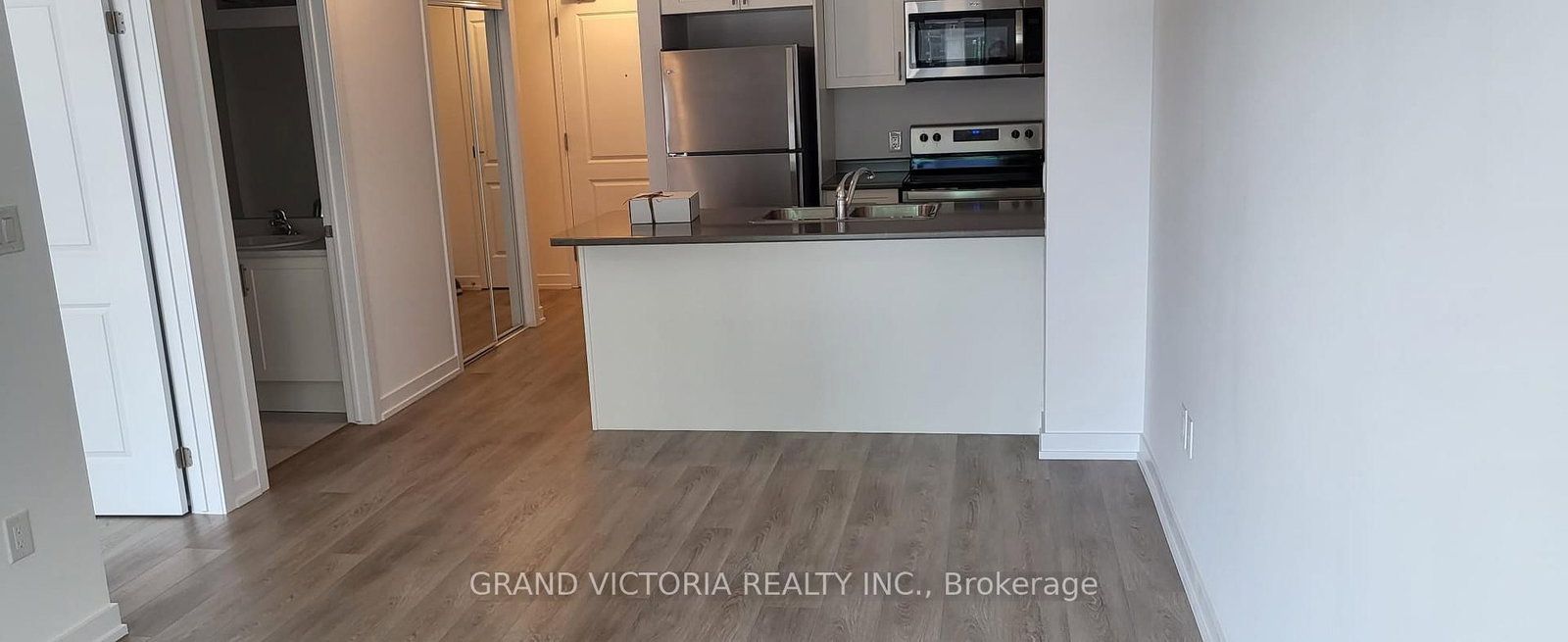 450 Dundas Street E, Unit 424 - Photo 6