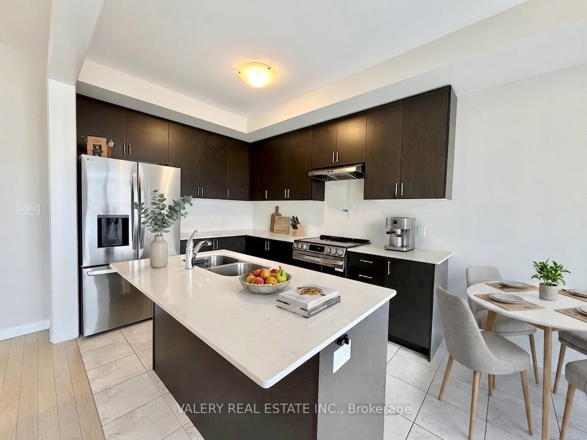 420 Newman Drive, Unit 18 - Photo 3