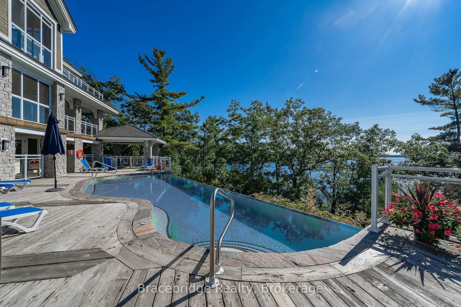 1869 Muskoka Road 118 Highway W • #G103-D2 • Muskoka Lakes, ON photo 14