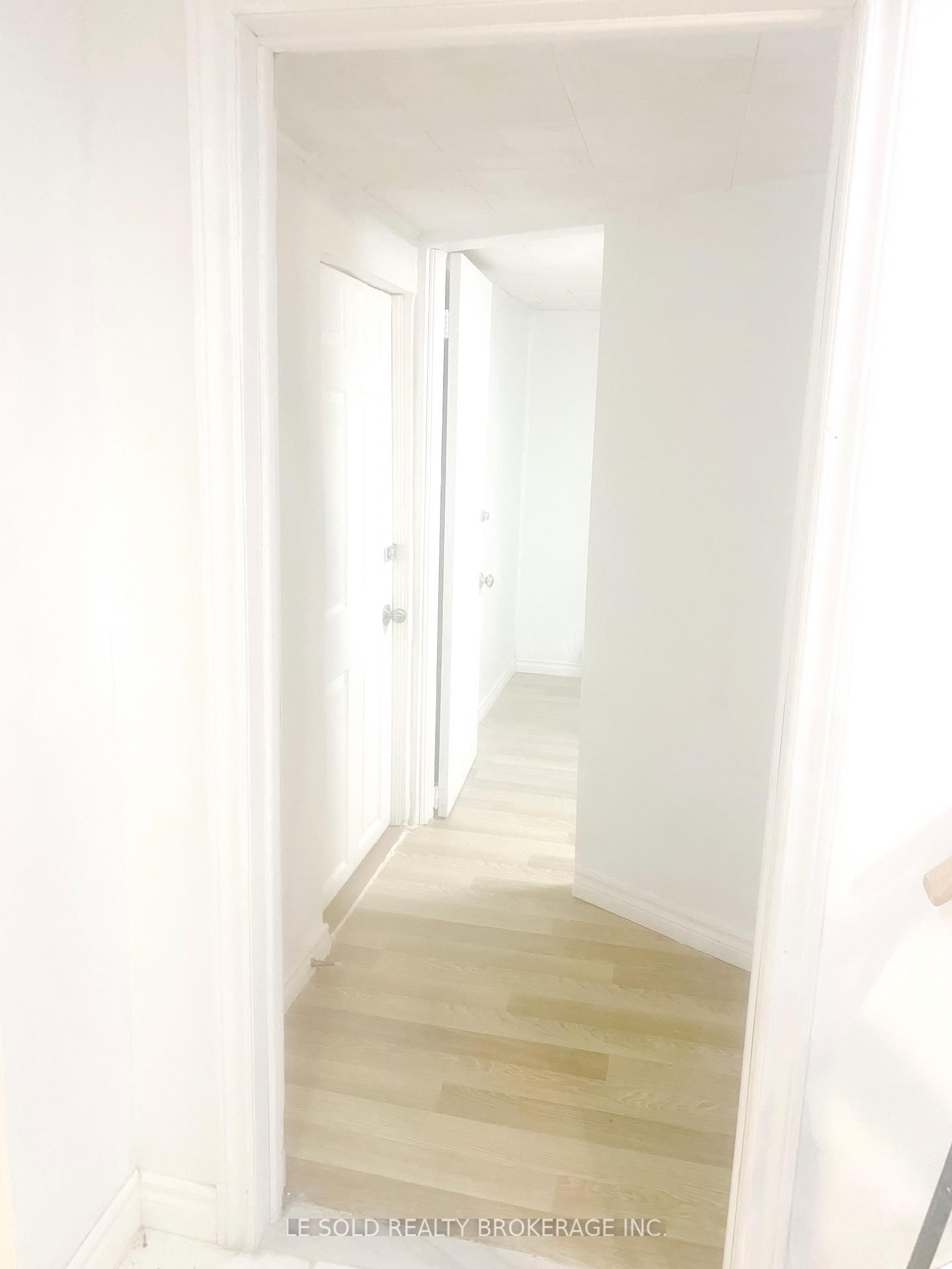 112 Leland Street, Unit Room Bsmt - Photo 2