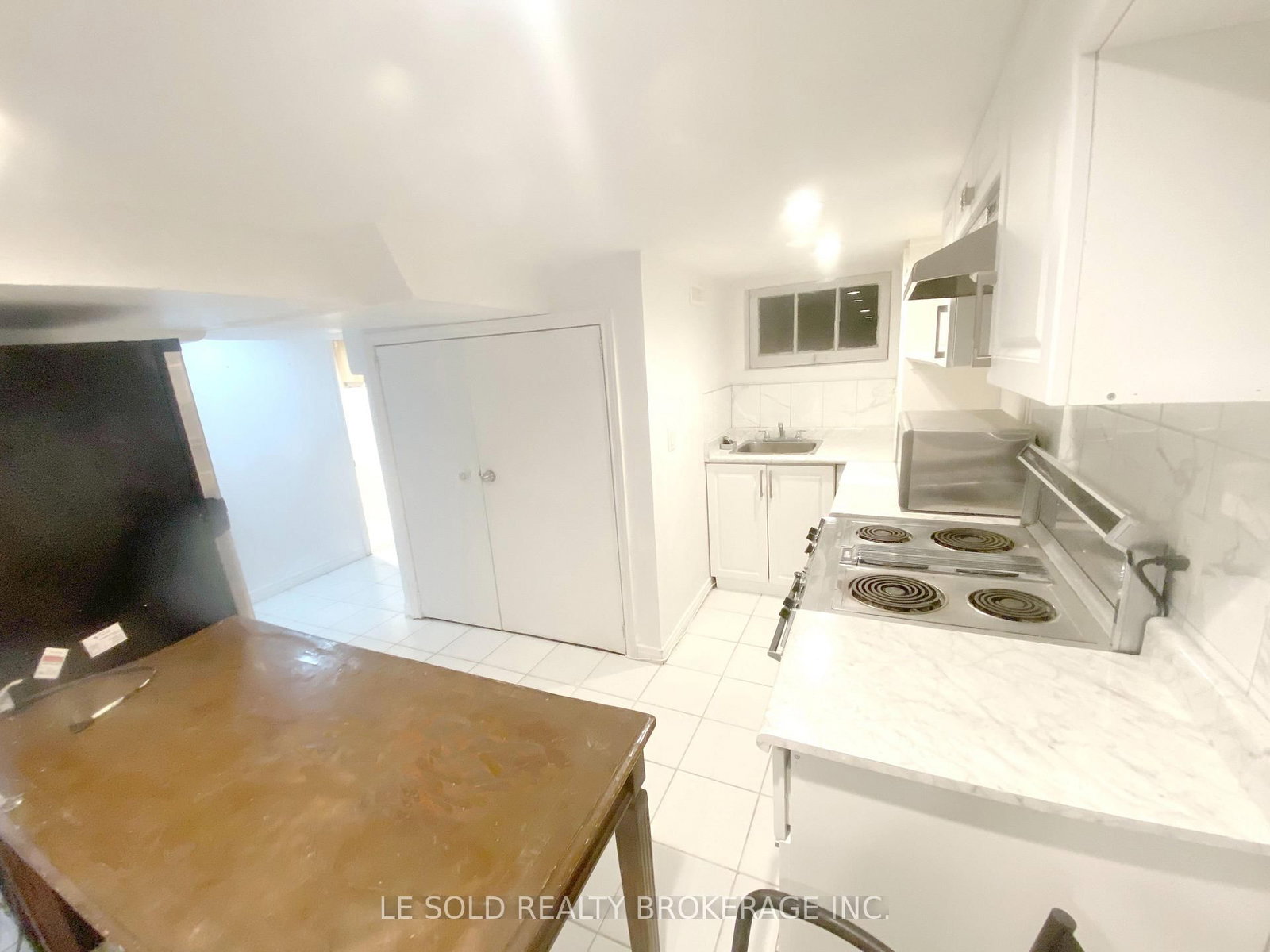 112 Leland Street, Unit Room Bsmt - Photo 5