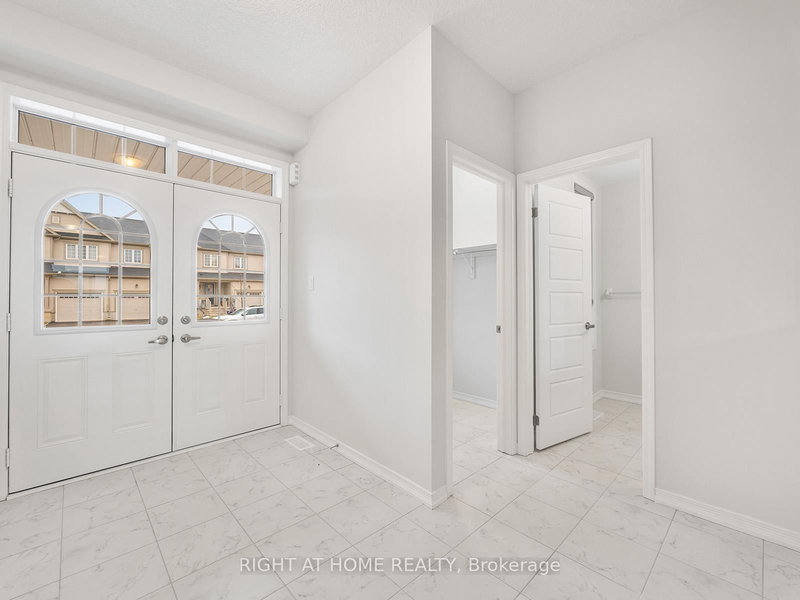 139 Munro Circ, Brantford, N3T 5L5 | Image 2